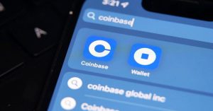 Spot BTC ETF Approval Would Bring RIAs, Retirement Funds, More Institutions to Crypto: Coinbase