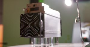 U.S.-Listed Bitcoin (BTC) Miners Have the Upper Hand Over Unlisted Rivals: Bernstein